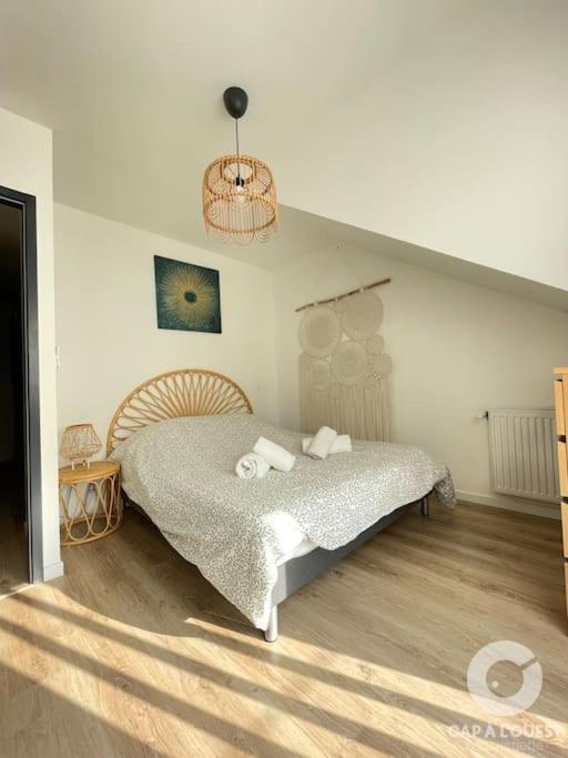 .La Villa Sablaise. Maison Avec Place De Parking Au Coeur Du Quartier Arago เลส์ซาบล์-โดล็อนน์ ภายนอก รูปภาพ