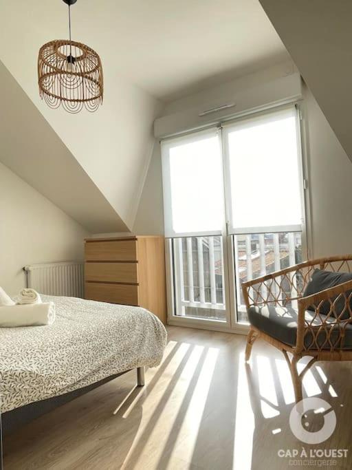 .La Villa Sablaise. Maison Avec Place De Parking Au Coeur Du Quartier Arago เลส์ซาบล์-โดล็อนน์ ภายนอก รูปภาพ